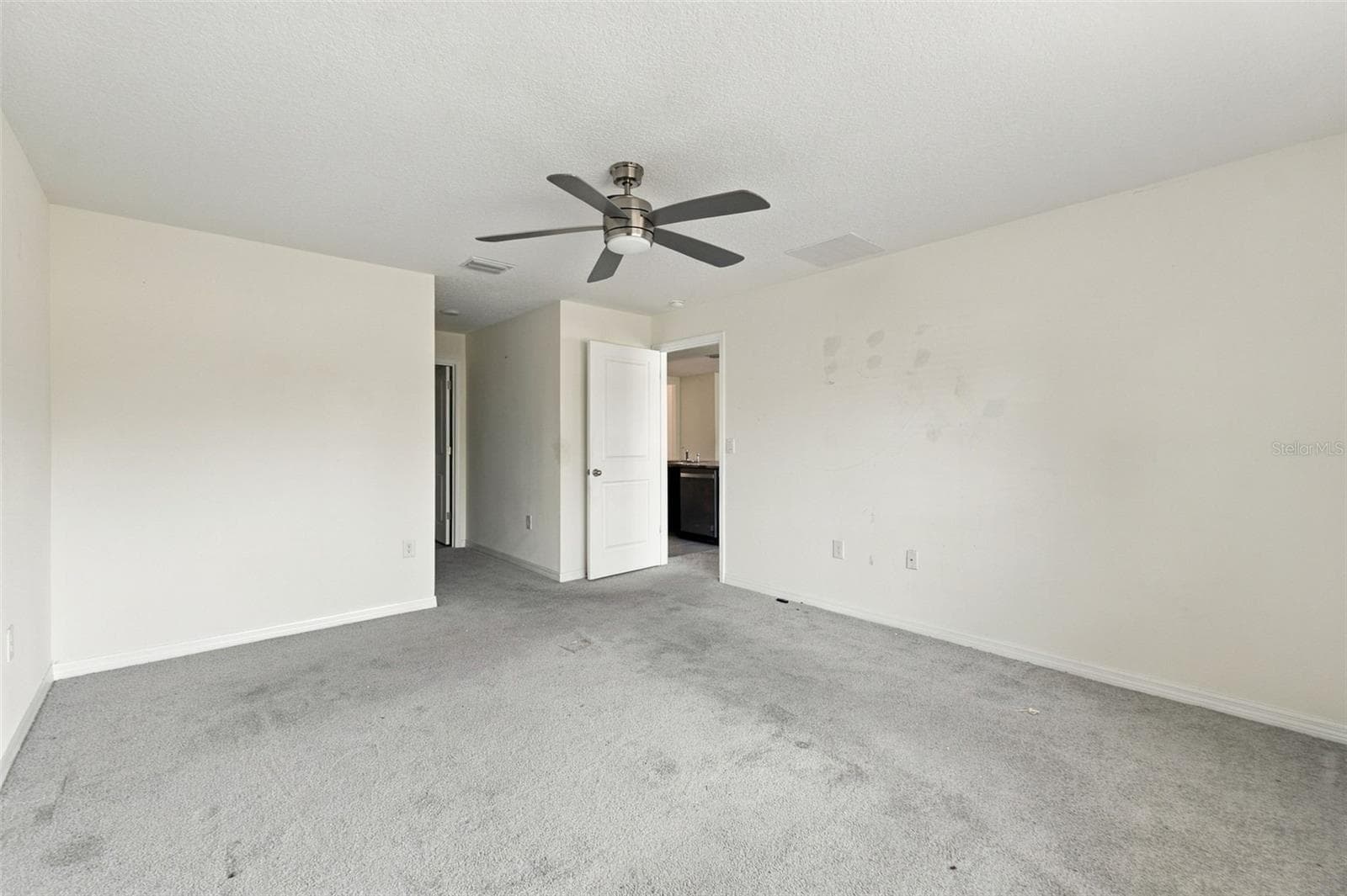 Primary bedroom - 5006 DIANTHA WAY, BROOKSVILLE