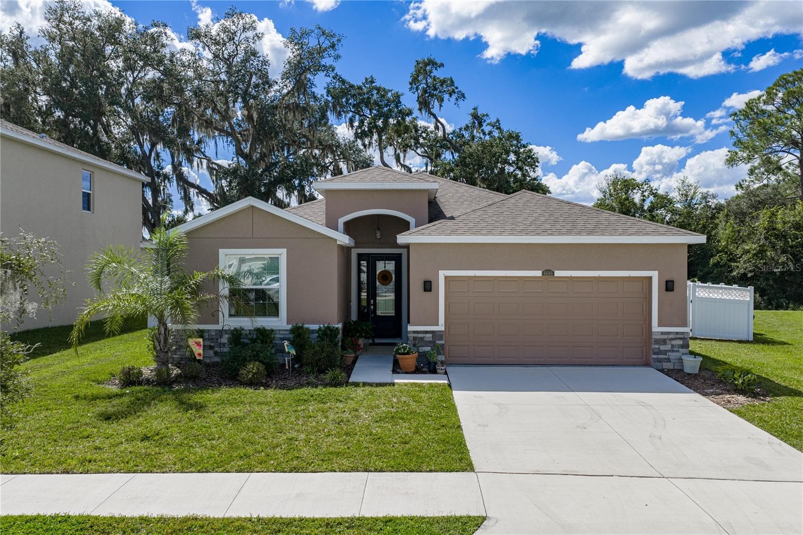 Single Family Residence at 6689 COBBLE BLISS ST, ZEPHYRHILLS, photo 6 of 62