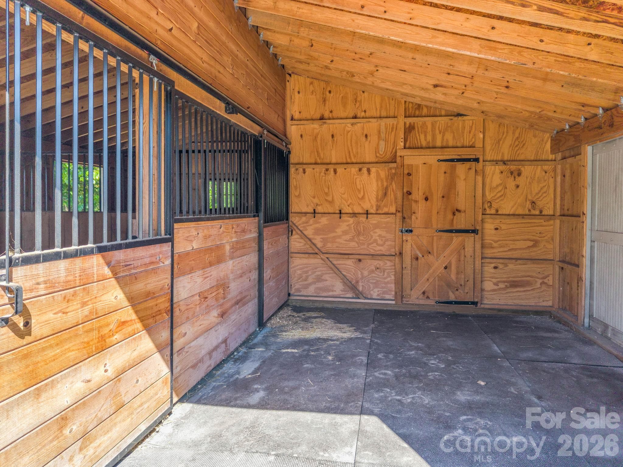 Interior Two Stall Barn - 401 Over Hill Drive, Tryon