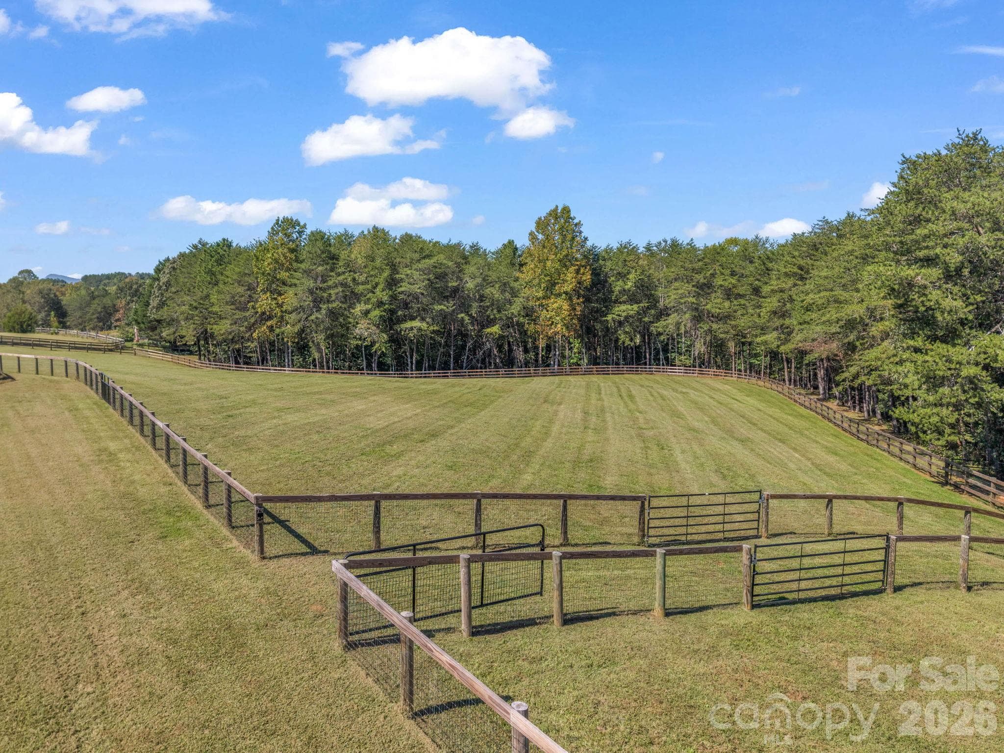 Pastures - 401 Over Hill Drive, Tryon