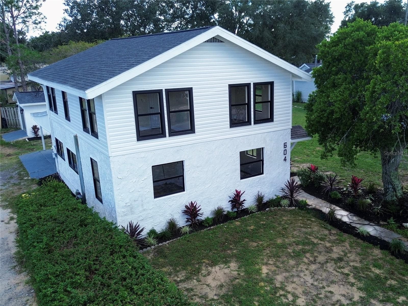 604 EDMUND AVE