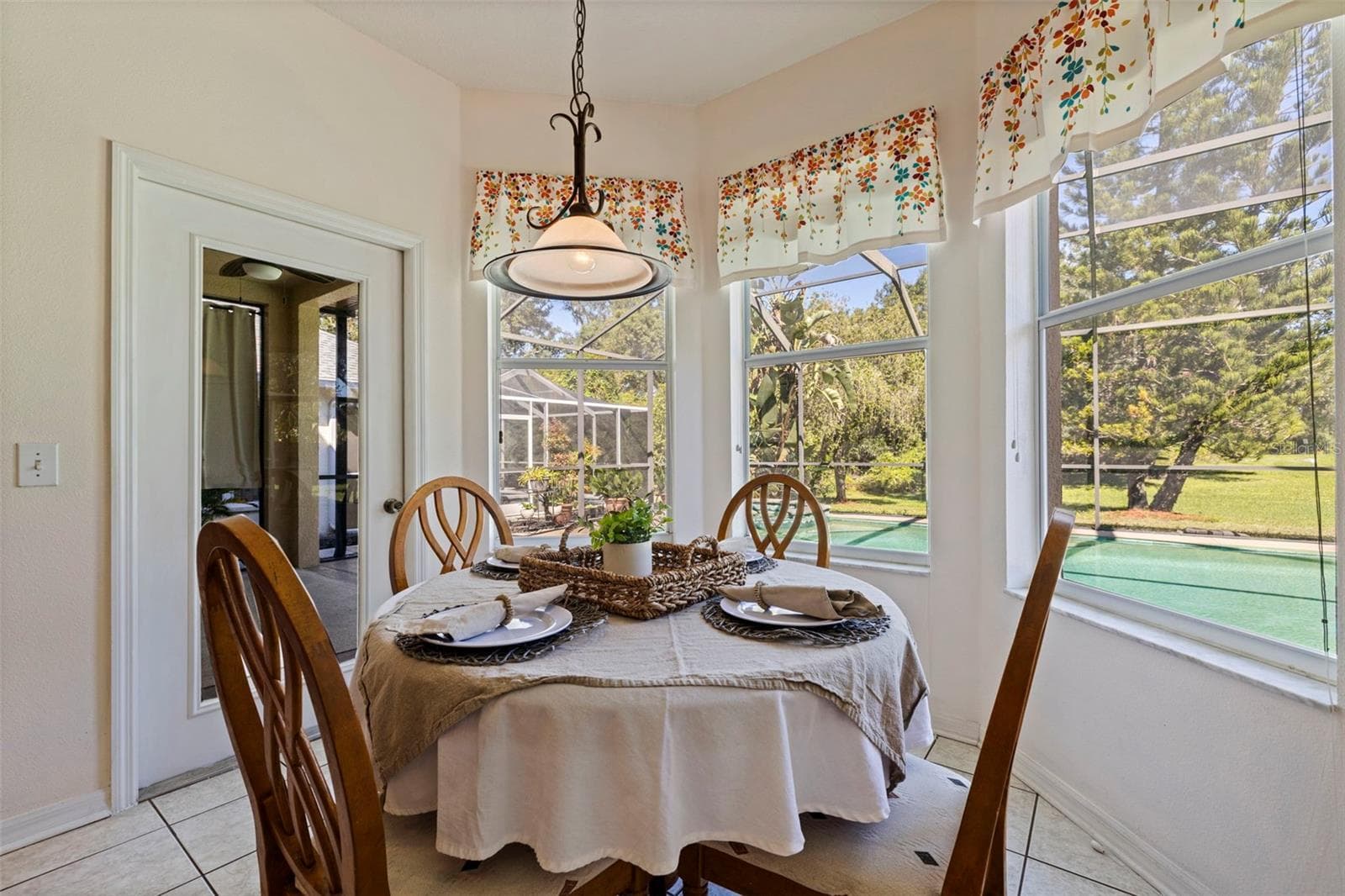 Single Family Residence at 4758 WHISPERING WIND AVE, TAMPA, photo 17 of 46