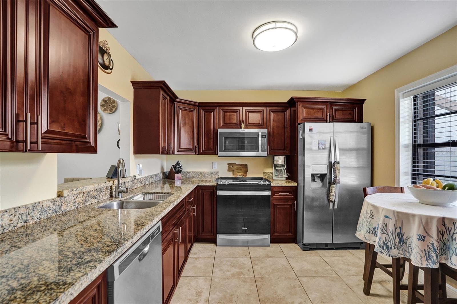 Spacious Kitchen - 6120 FAIRFIELD CIR, GREENACRES
