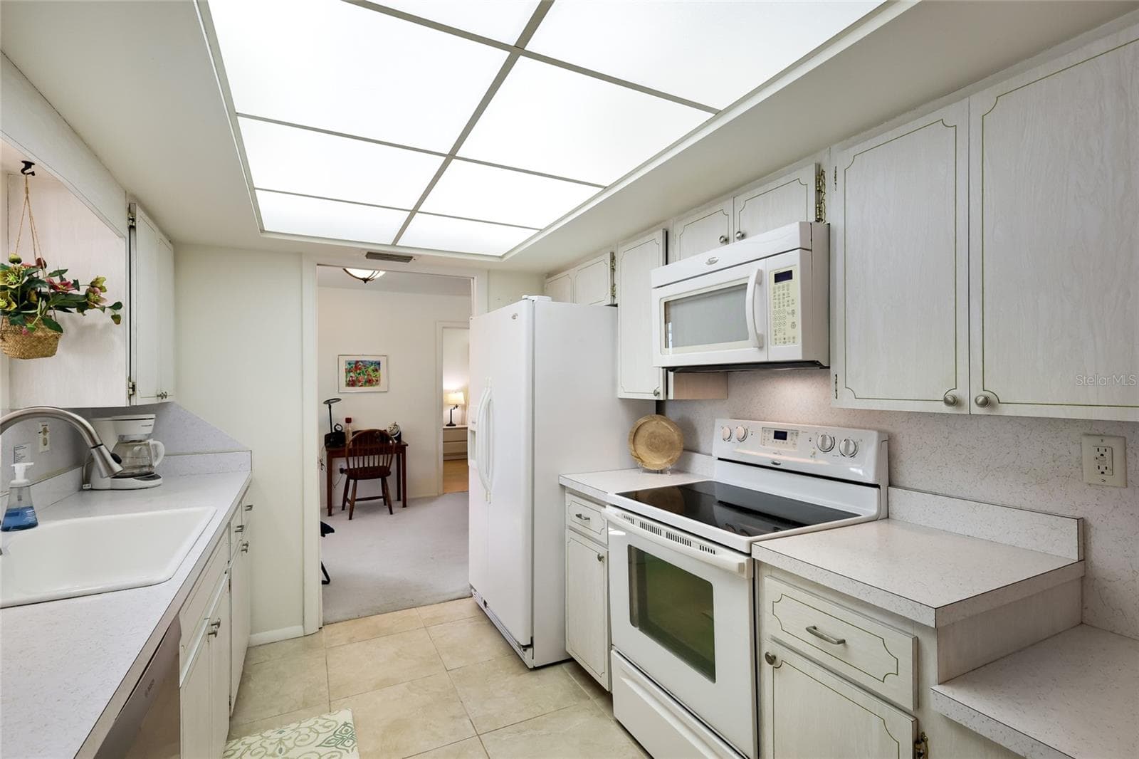 Kitchen - 3327 S LOCKWOOD RIDGE RD, SARASOTA