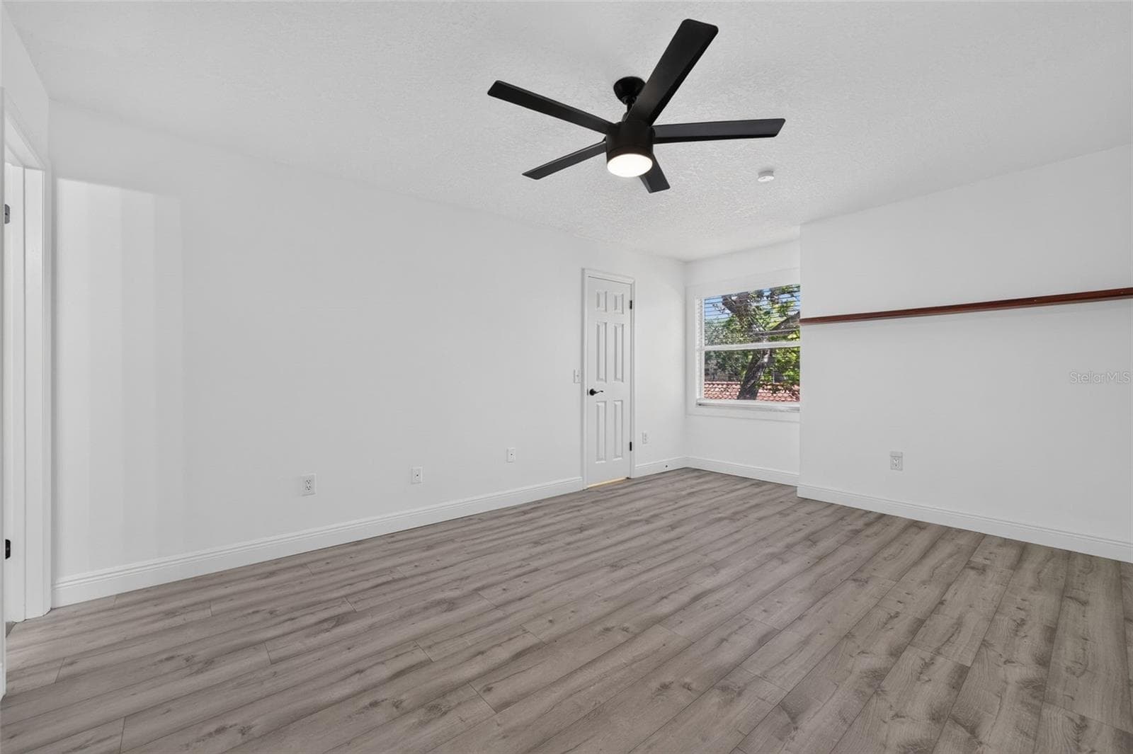 Condominium at 2400 FEATHER SOUND DR #1121, CLEARWATER, photo 23 of 35