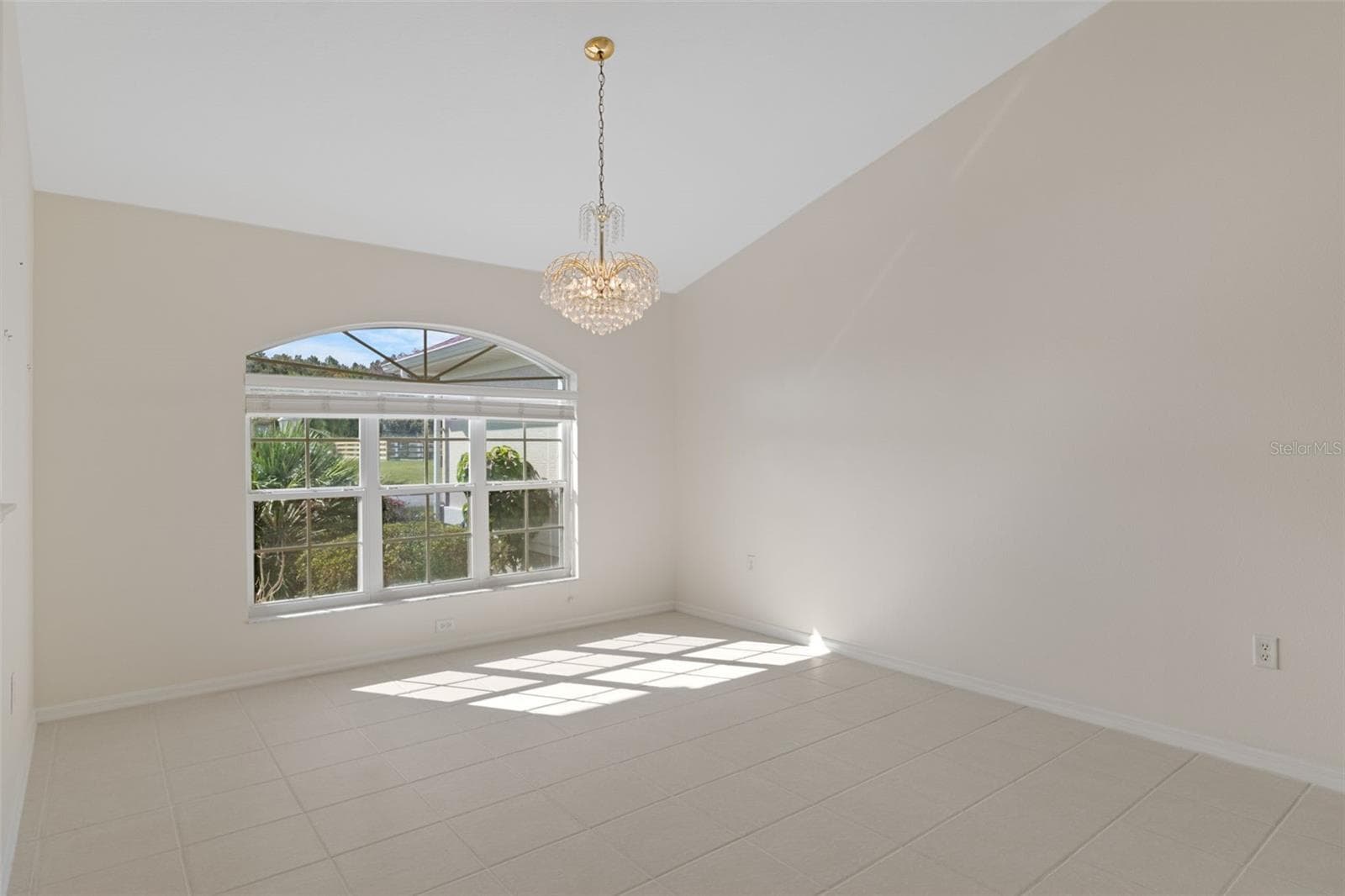 Single Family Residence at 1144 E WHIRL AWAY CIR, INVERNESS, photo 11 of 59