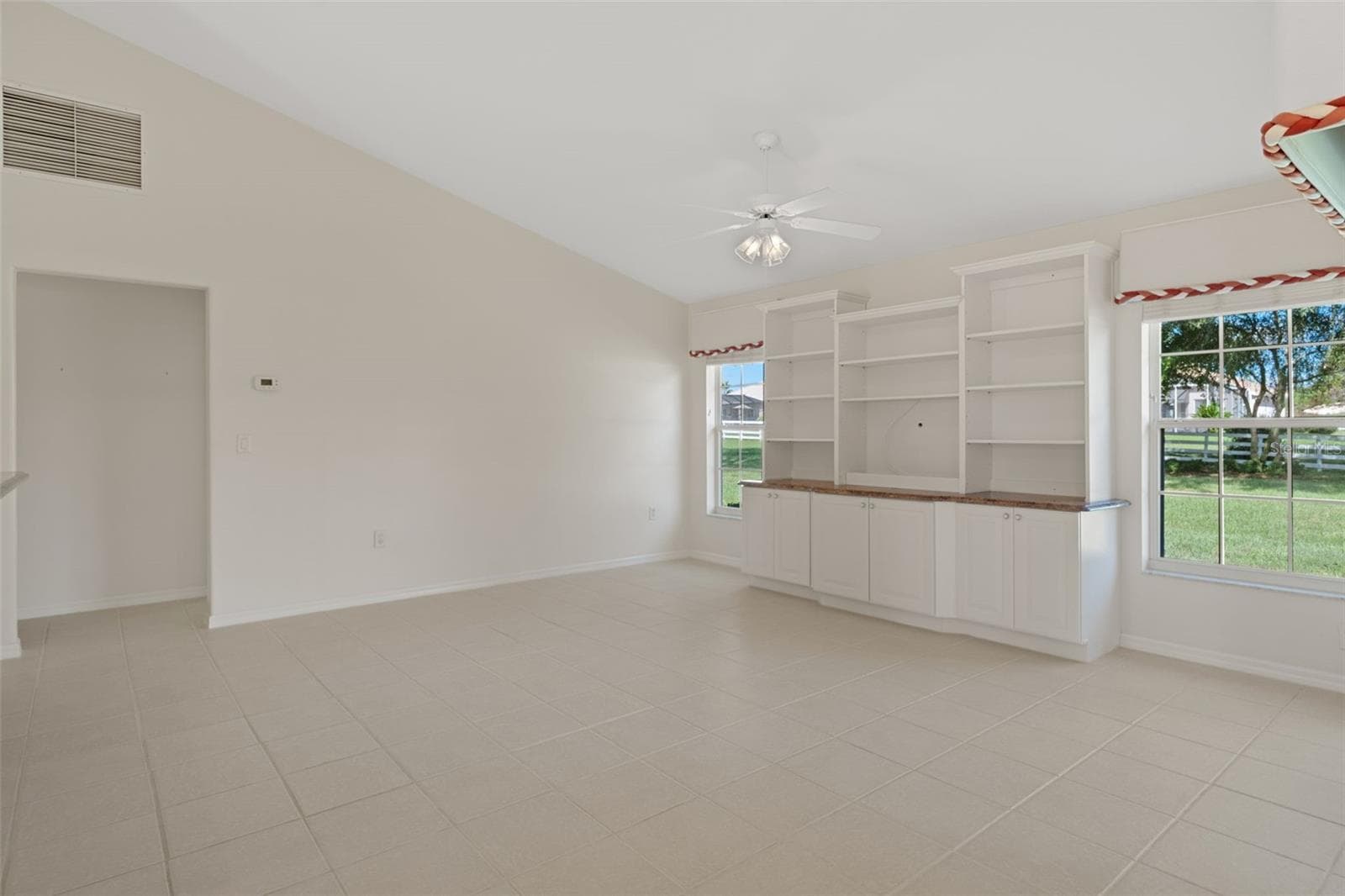 Single Family Residence at 1144 E WHIRL AWAY CIR, INVERNESS, photo 21 of 59