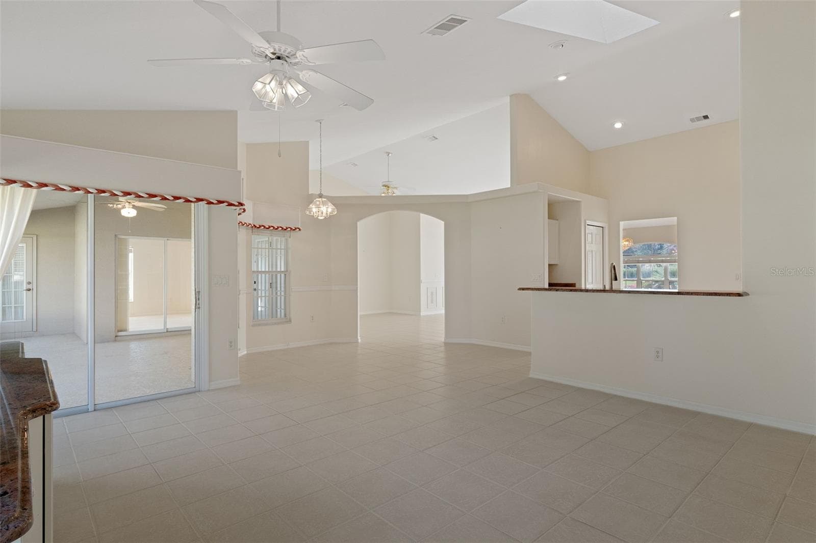 Single Family Residence at 1144 E WHIRL AWAY CIR, INVERNESS, photo 23 of 59