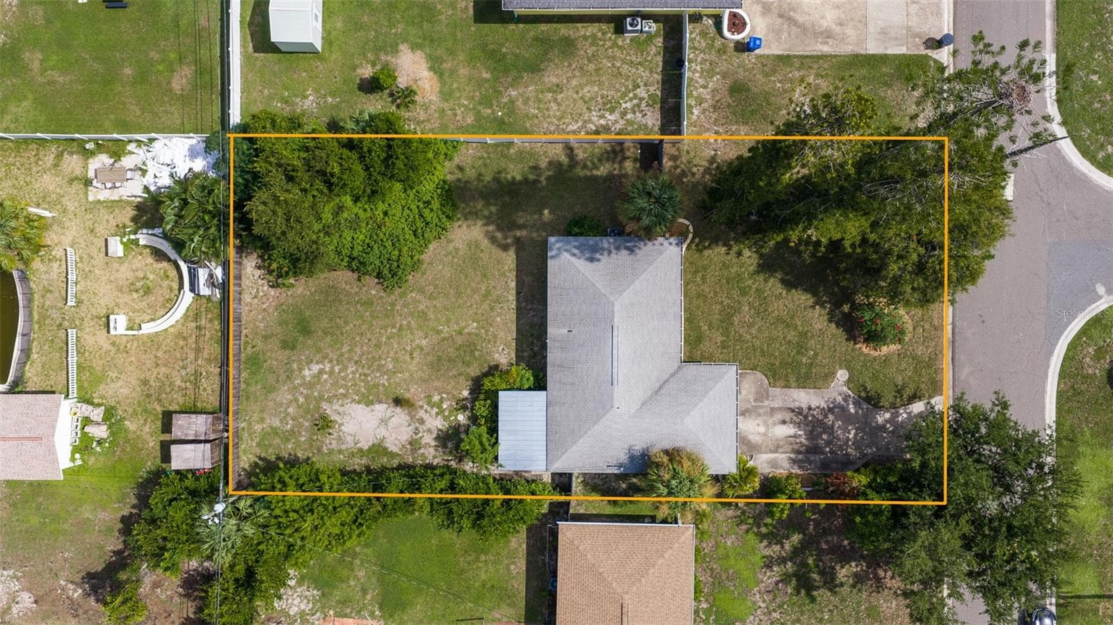 Single Family Residence at 801 65TH AVE S, ST PETERSBURG, photo 26 of 39