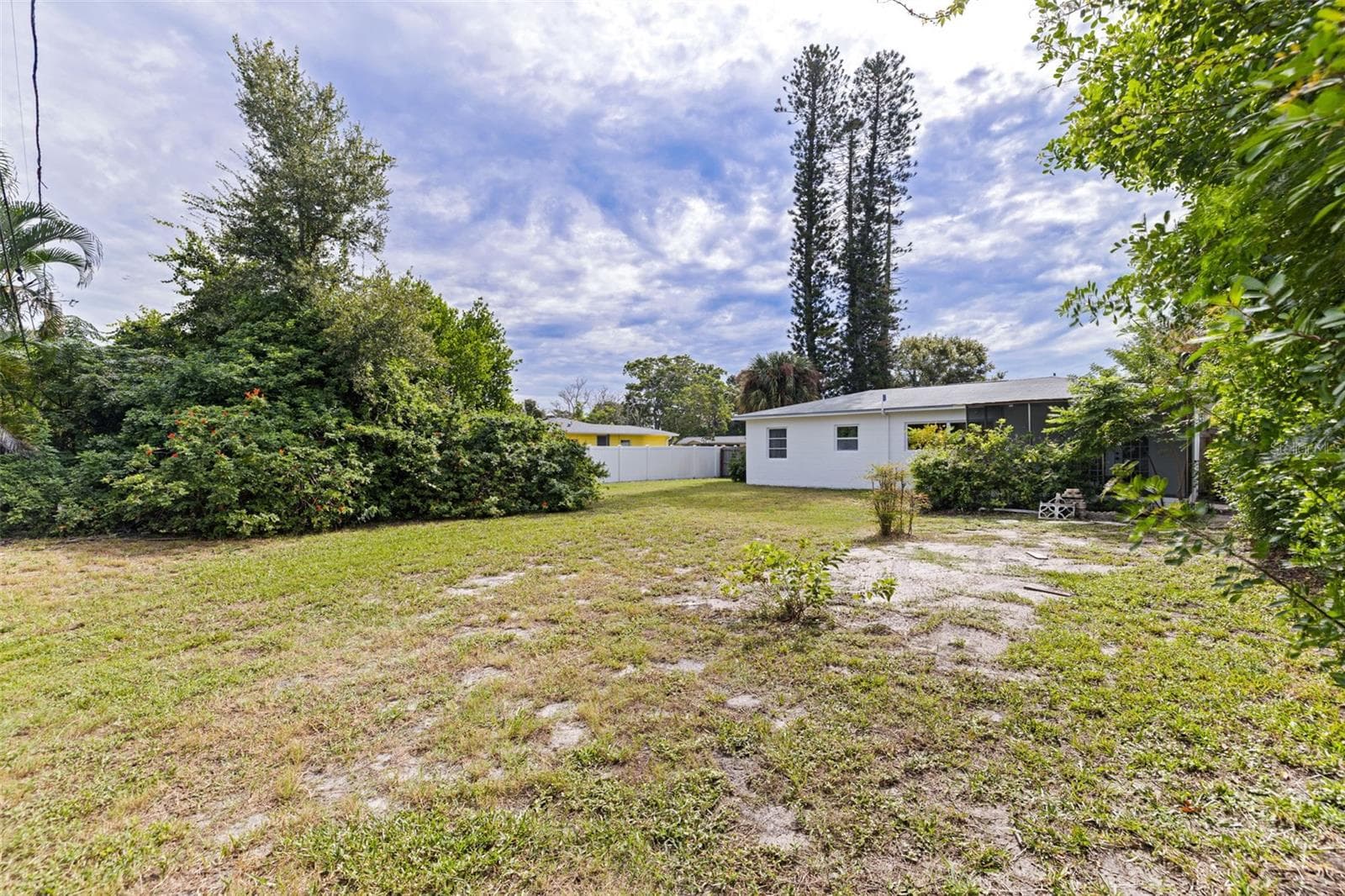 Single Family Residence at 801 65TH AVE S, ST PETERSBURG, photo 28 of 39