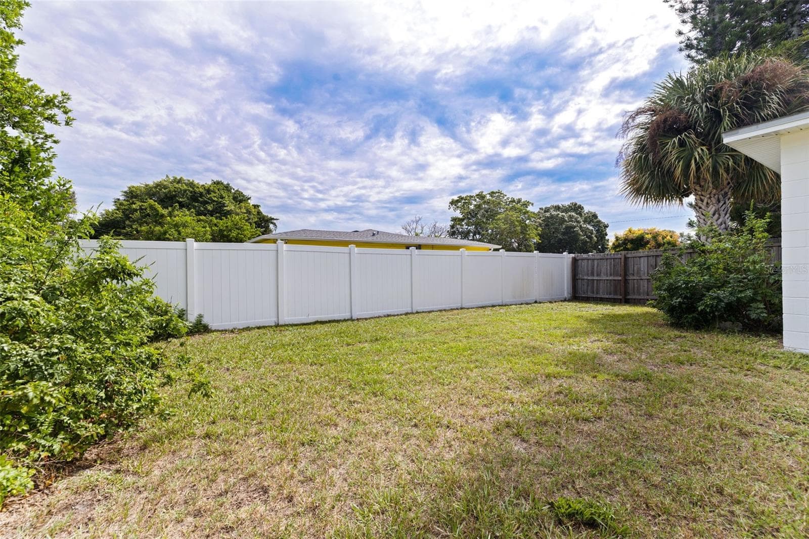 Single Family Residence at 801 65TH AVE S, ST PETERSBURG, photo 30 of 39