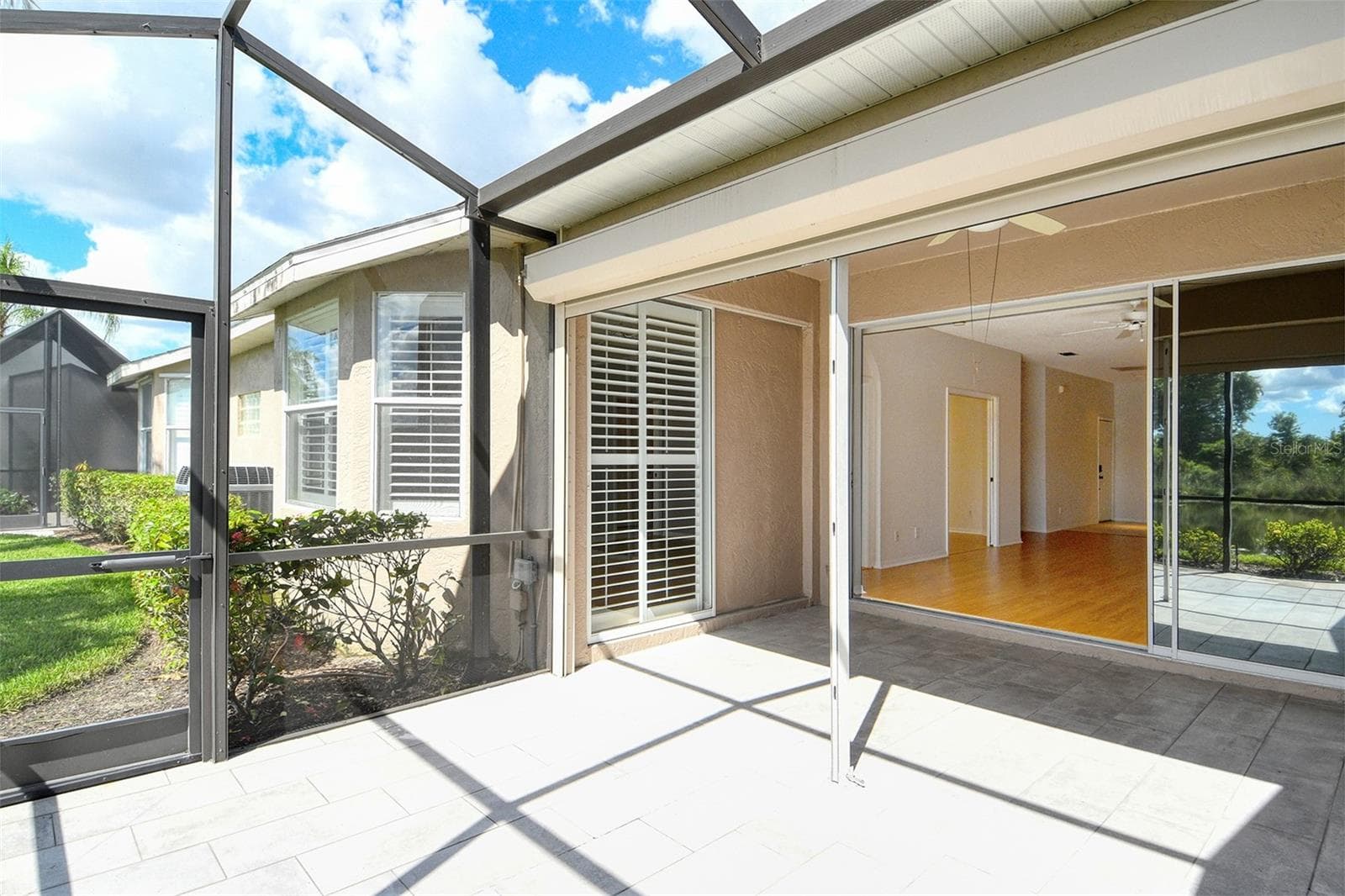 Lanai - 5126 BLUE ASH AVE, SARASOTA