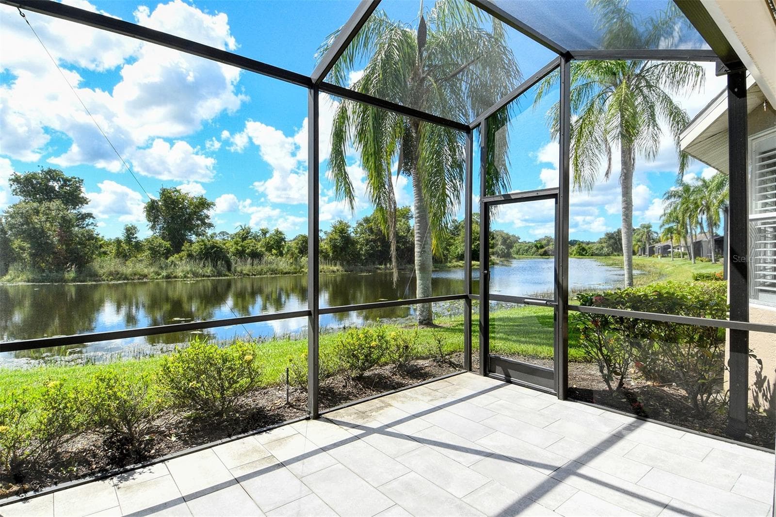 Lanai - 5126 BLUE ASH AVE, SARASOTA