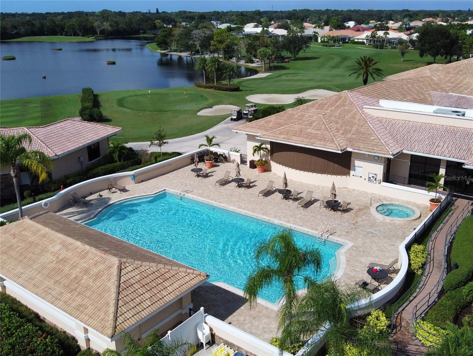 Main Community Swimming Pool - 5126 BLUE ASH AVE, SARASOTA