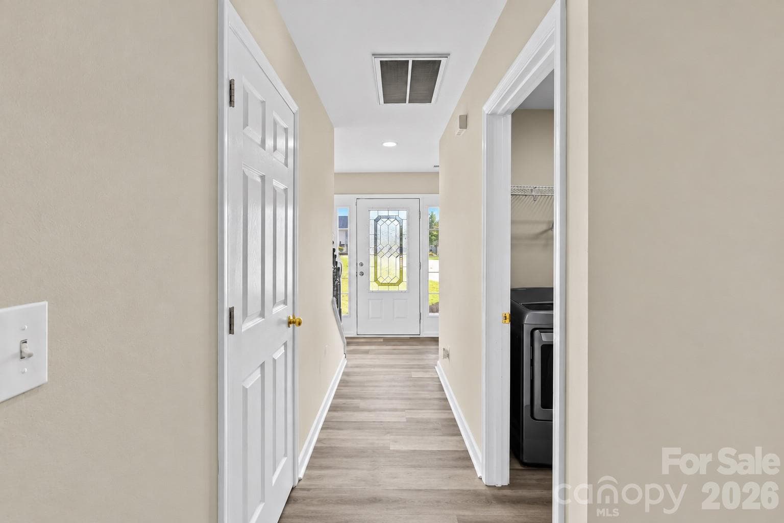 Single Family Residence at 1319 Red Tallen Court, Charlotte, photo 5 of 33
