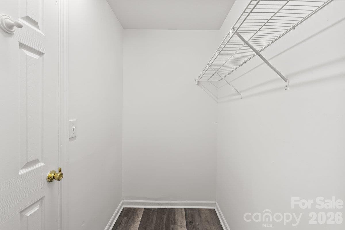 Single Family Residence at 1319 Red Tallen Court, Charlotte, photo 25 of 33