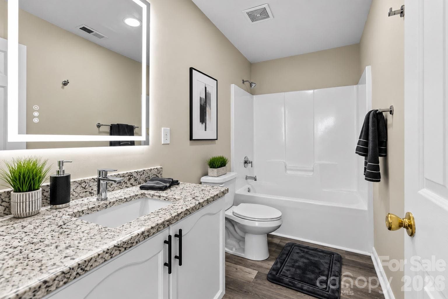 Single Family Residence at 1319 Red Tallen Court, Charlotte, photo 27 of 33
