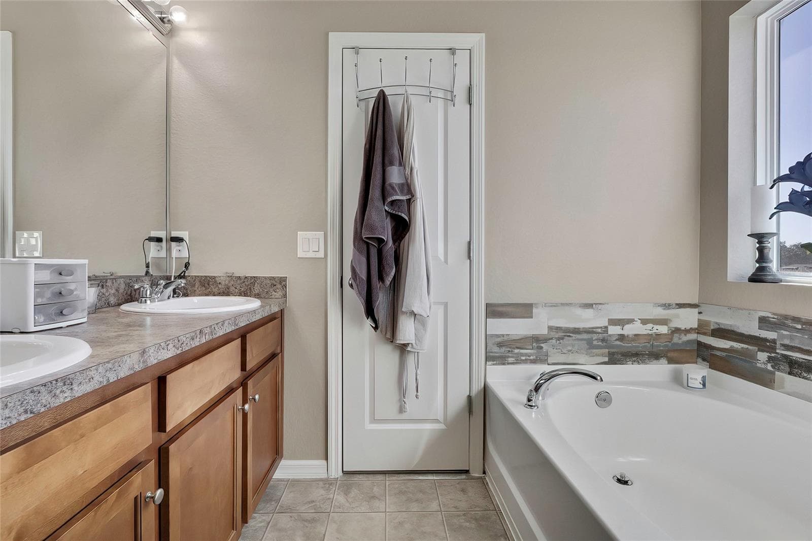 Master Bath - 4166 SAND RIDGE BLVD, SPRING HILL