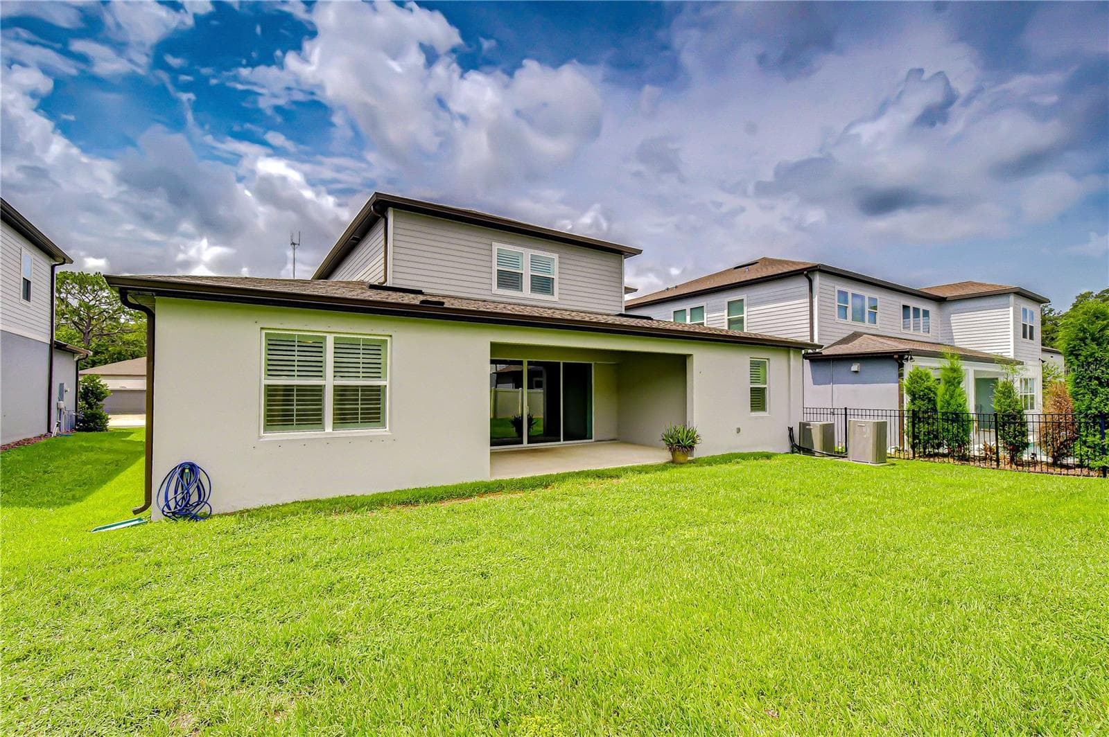 Single Family Residence at 13857 SHARP HAWK DR, RIVERVIEW, photo 32 of 36