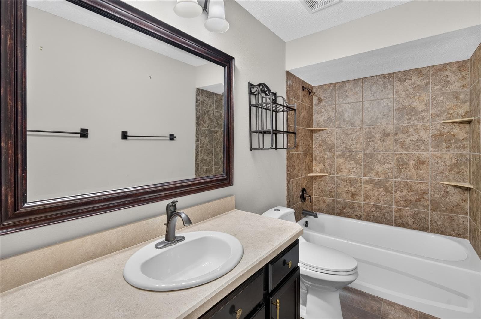 Inlaw Bath - 5286 W YEARLING DR, BEVERLY HILLS