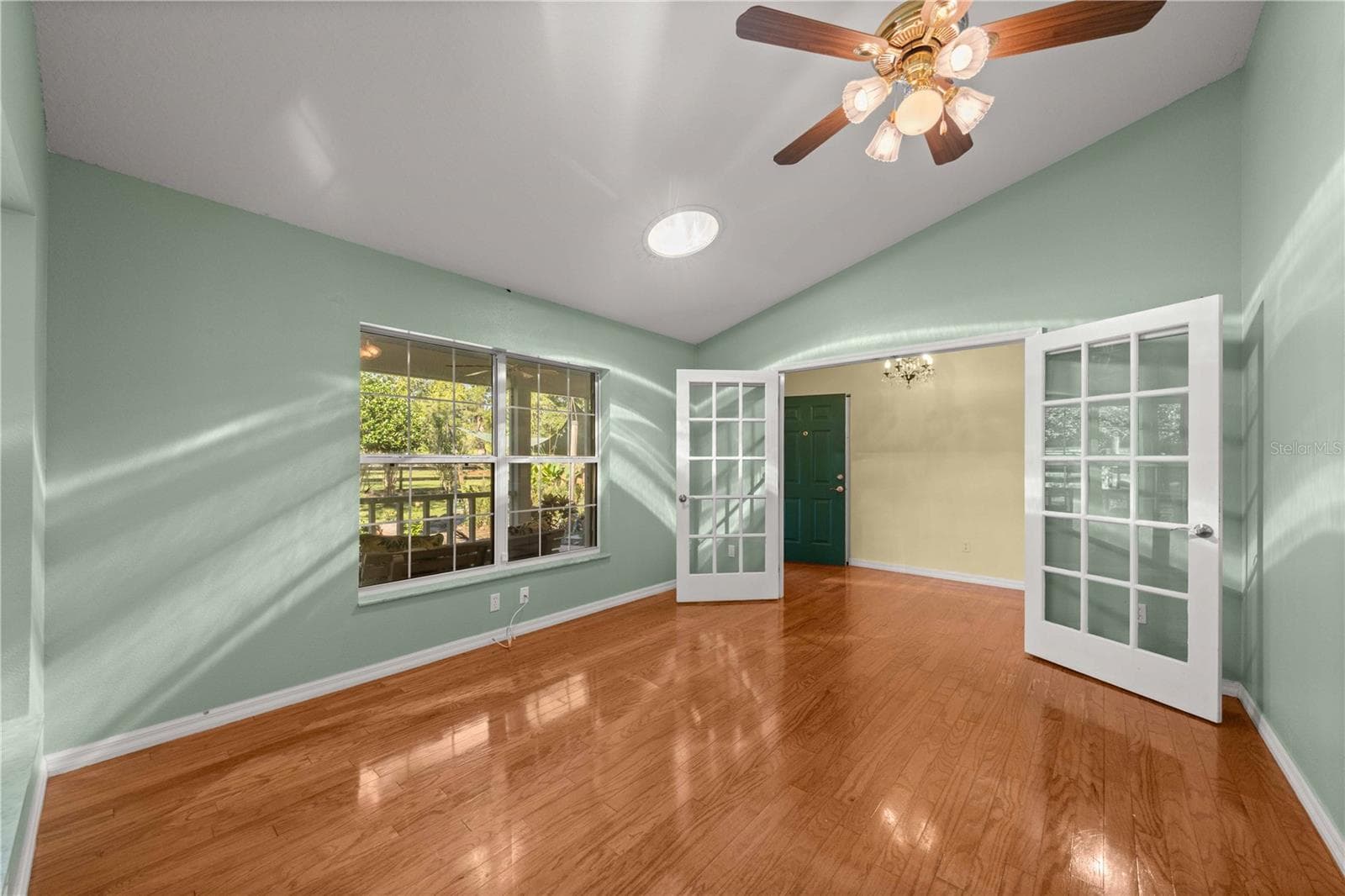 Office/den - 7156 NW 11TH ST, OCALA