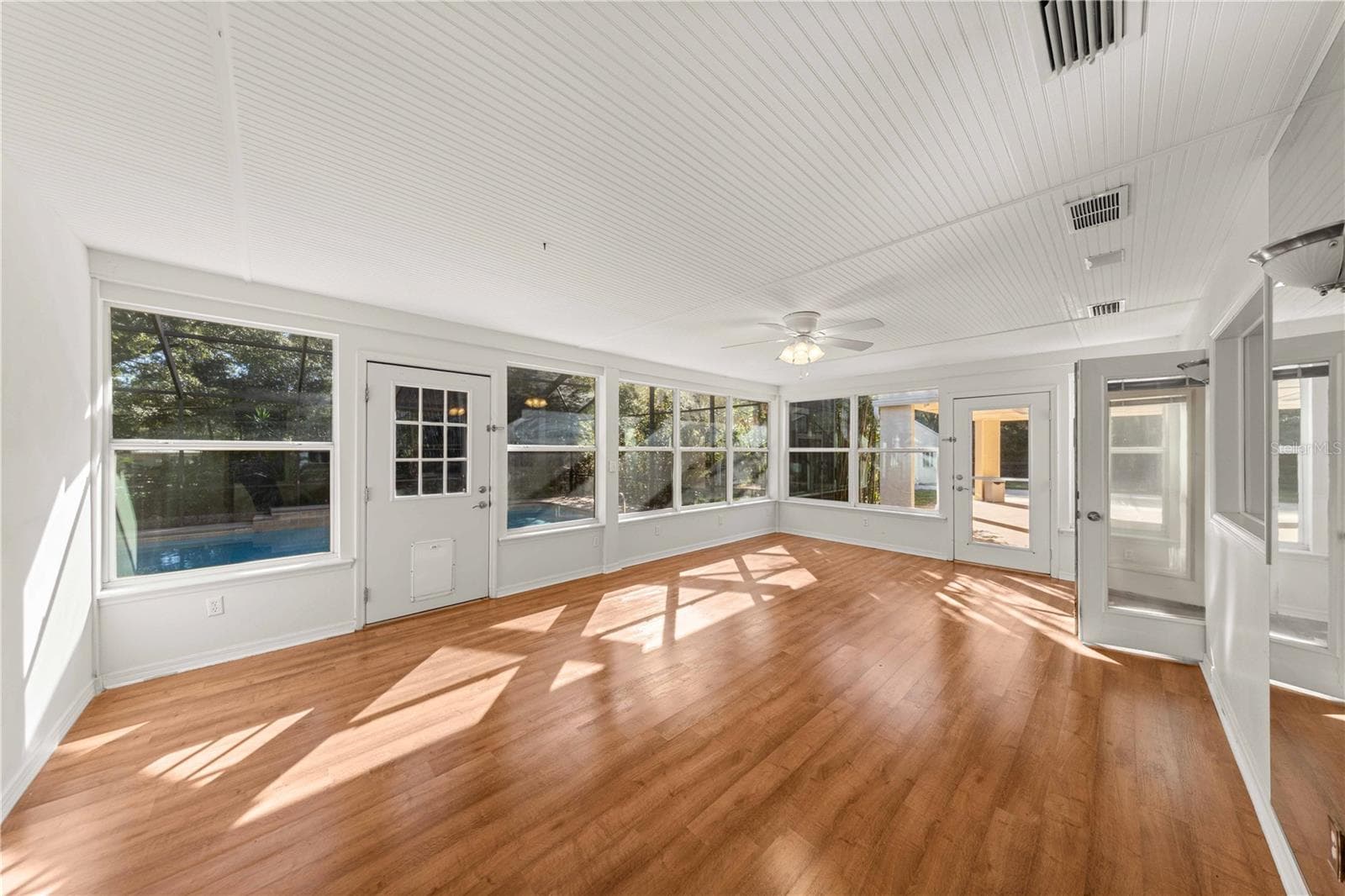 Family/Florida room - 7156 NW 11TH ST, OCALA