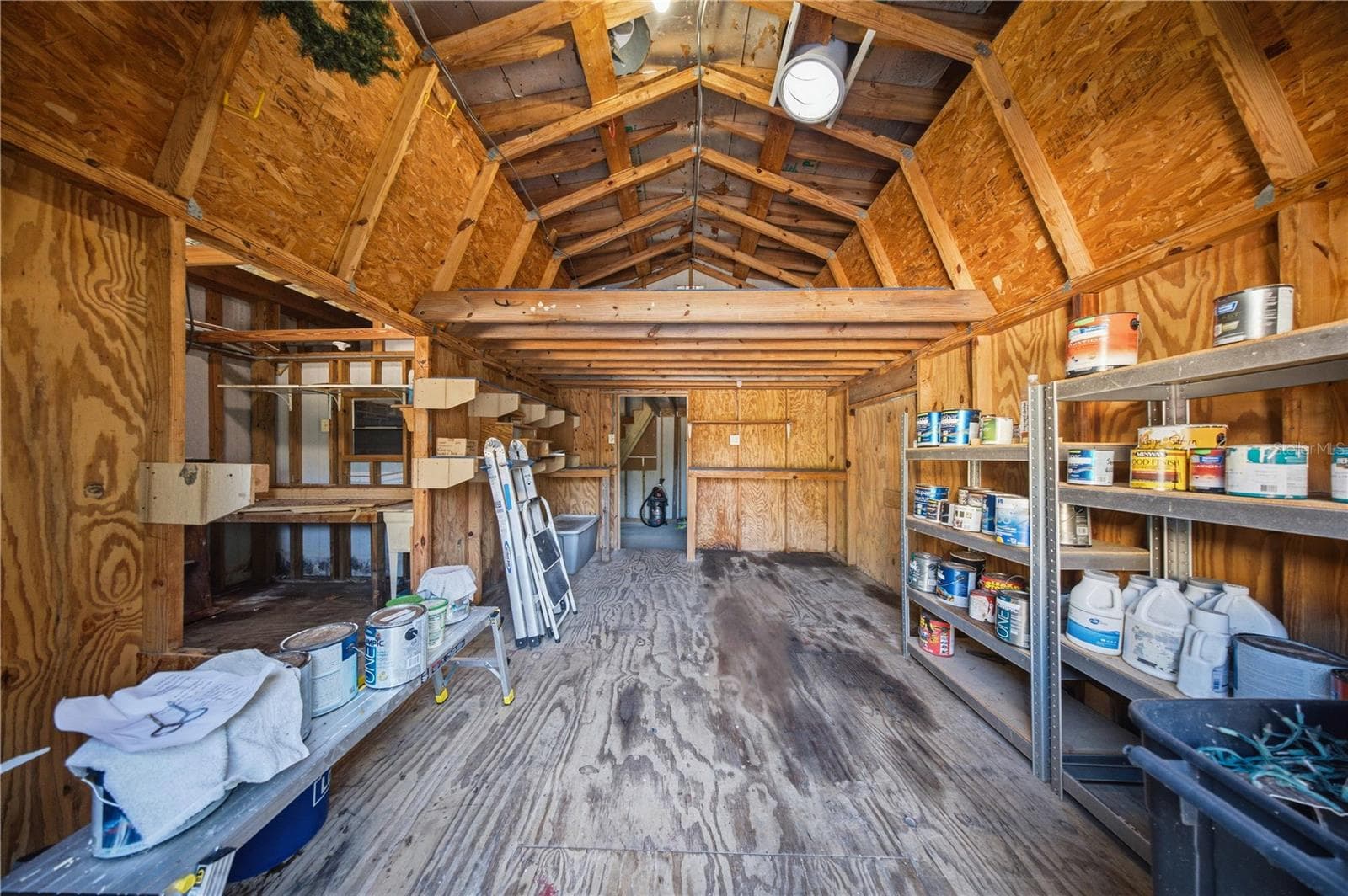 Storage in barn - 7156 NW 11TH ST, OCALA