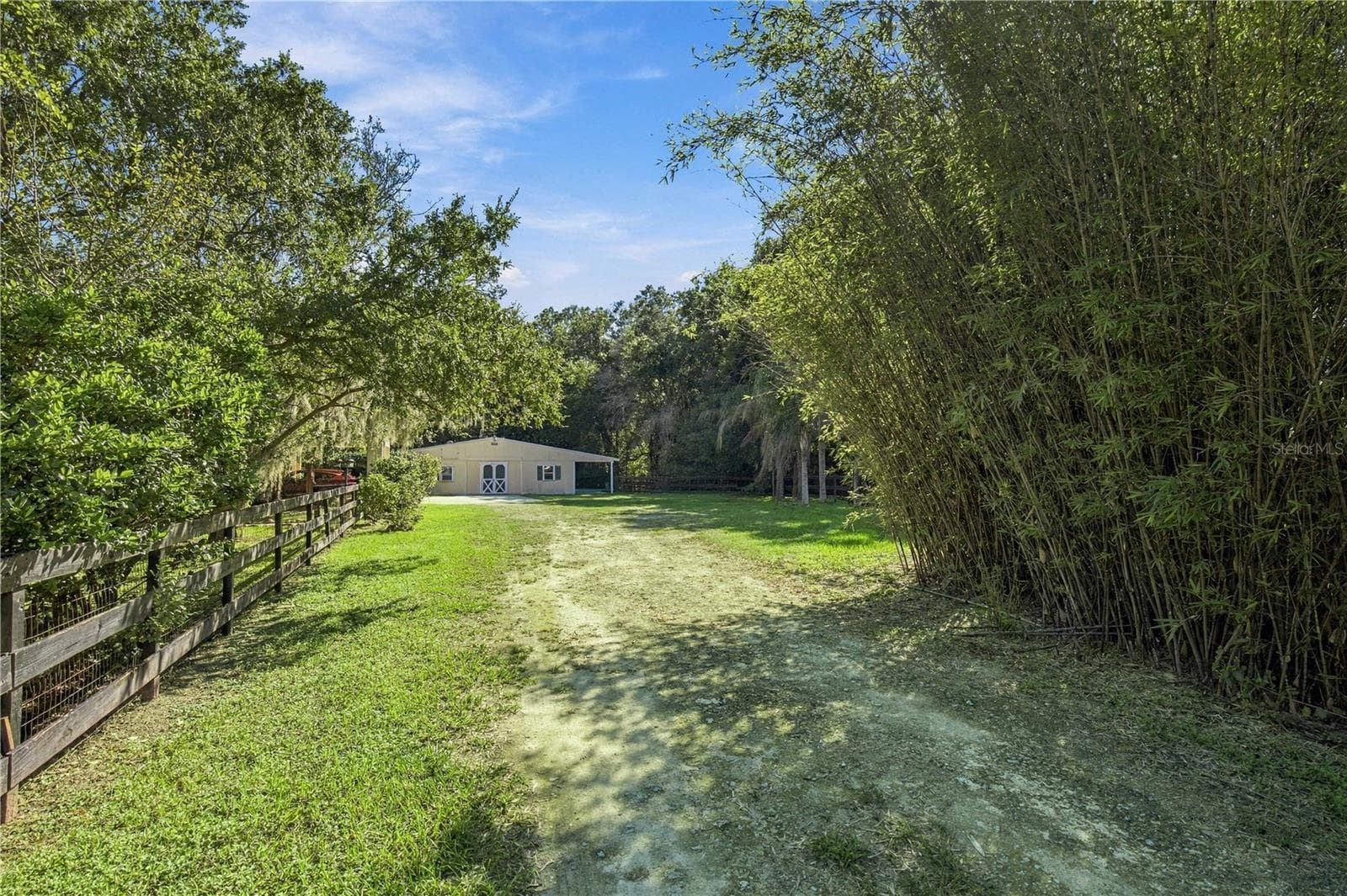Driveway - 7156 NW 11TH ST, OCALA