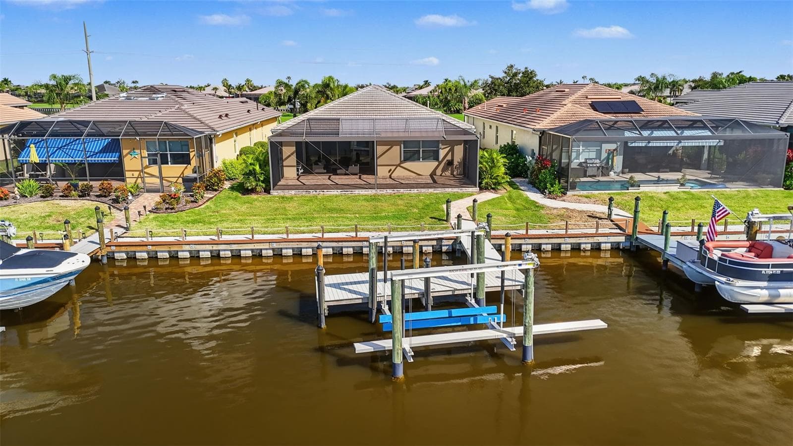 Single Family Residence at 1022 OVERLOOK CT, BRADENTON, photo 6 of 112