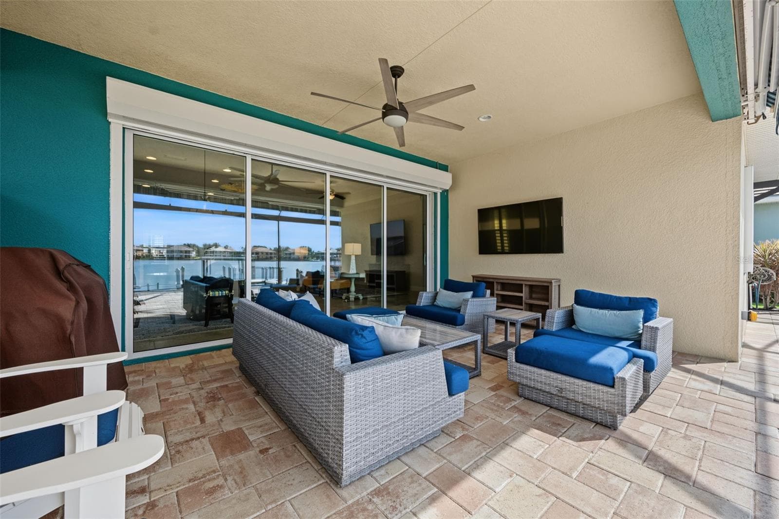 Single Family Residence at 1022 OVERLOOK CT, BRADENTON, photo 64 of 112