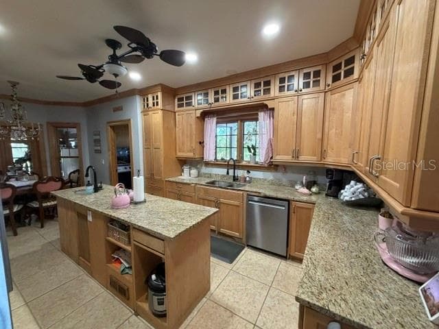 Single Family Residence at 216 CASTILLO RD, RUSKIN, photo 12 of 57