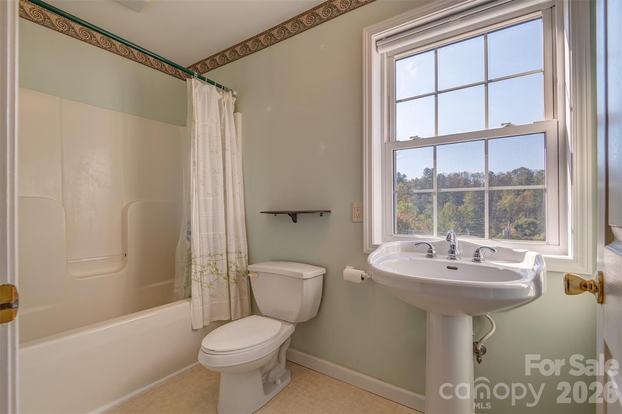 Upper Level - 2nd Full Bathroom - 265 Flat Creek Church Road, Weaverville