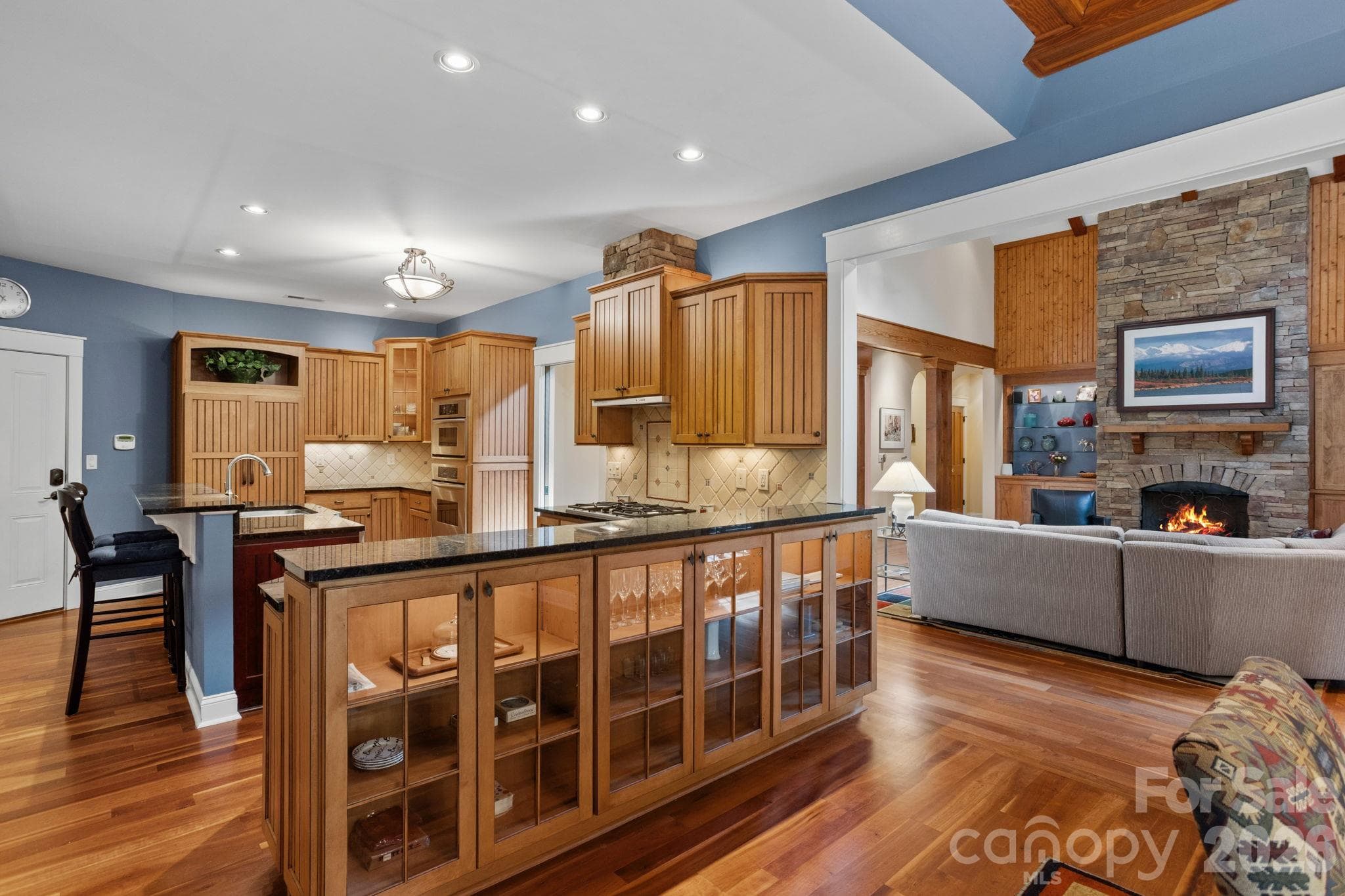 Single Family Residence at 123 Pinnacle Peak Lane, Flat Rock, photo 8 of 48
