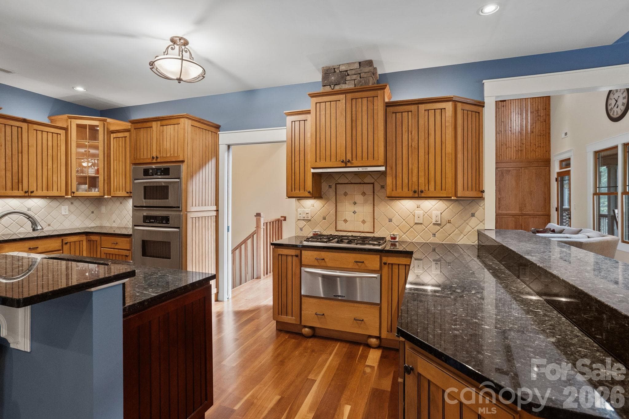 Single Family Residence at 123 Pinnacle Peak Lane, Flat Rock, photo 9 of 48