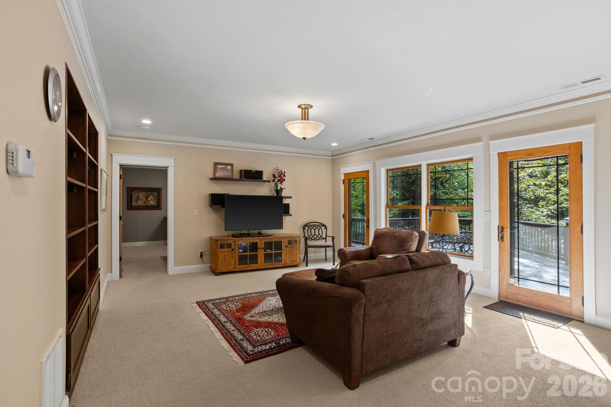 Single Family Residence at 123 Pinnacle Peak Lane, Flat Rock, photo 32 of 48