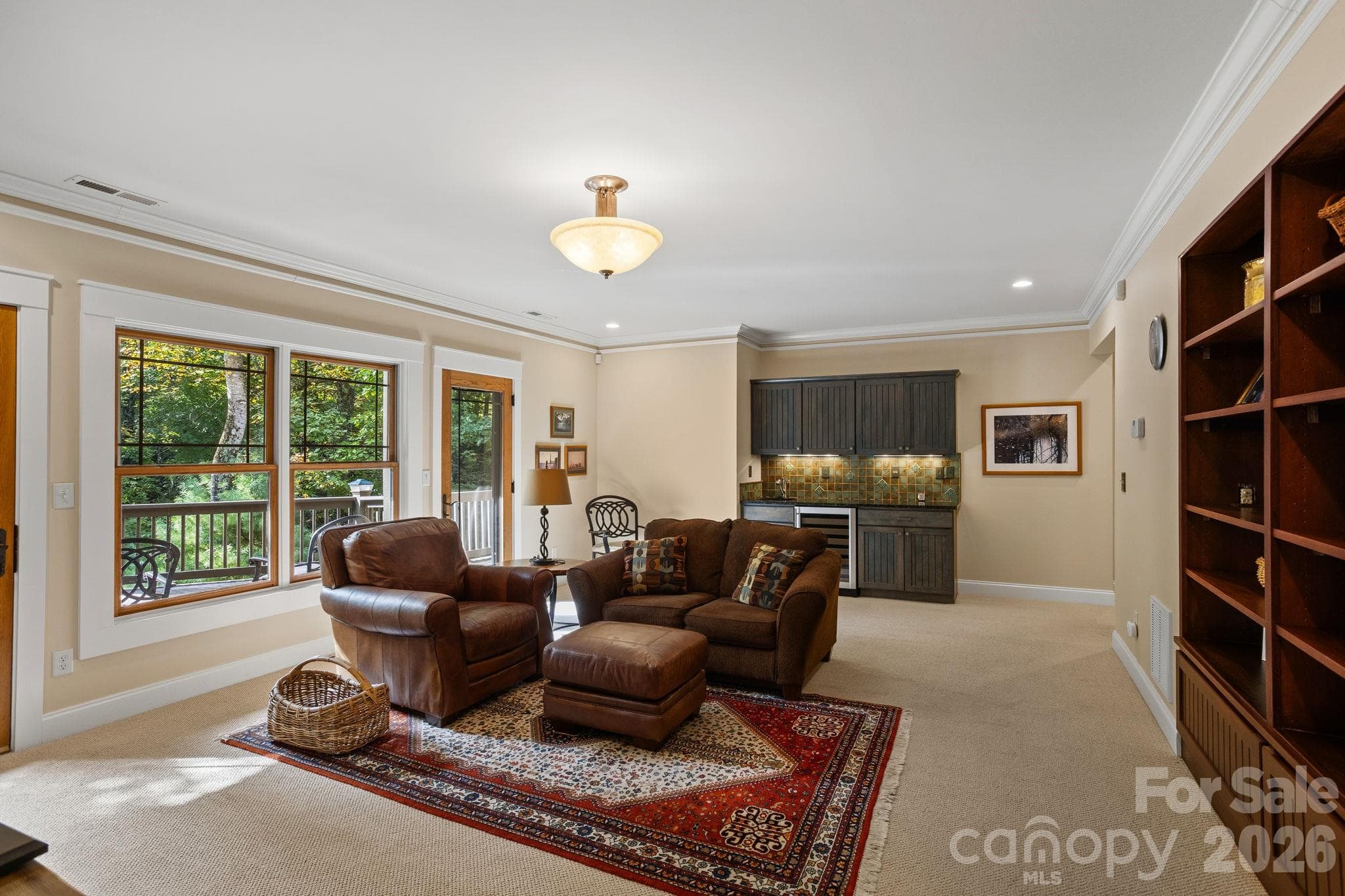 Single Family Residence at 123 Pinnacle Peak Lane, Flat Rock, photo 34 of 48