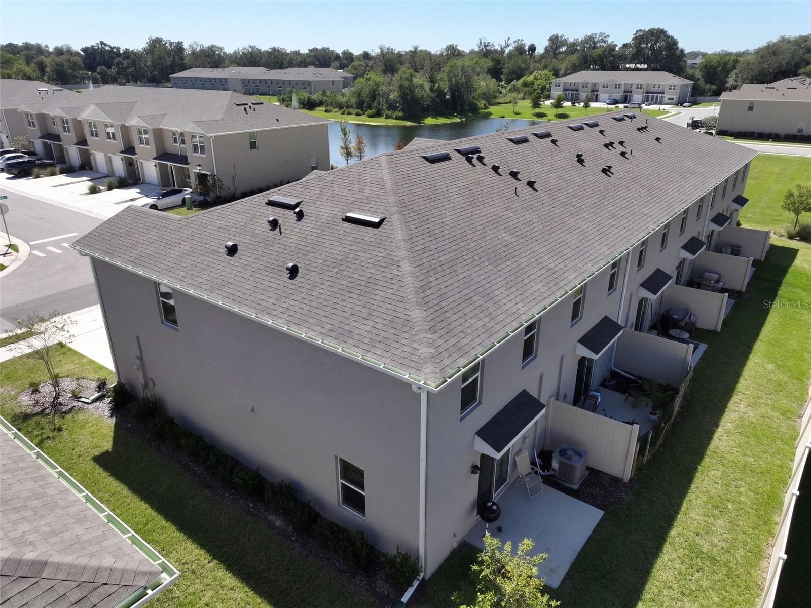 Townhouse at 662 MOSCATO DR, HOLLY HILL, photo 18 of 21