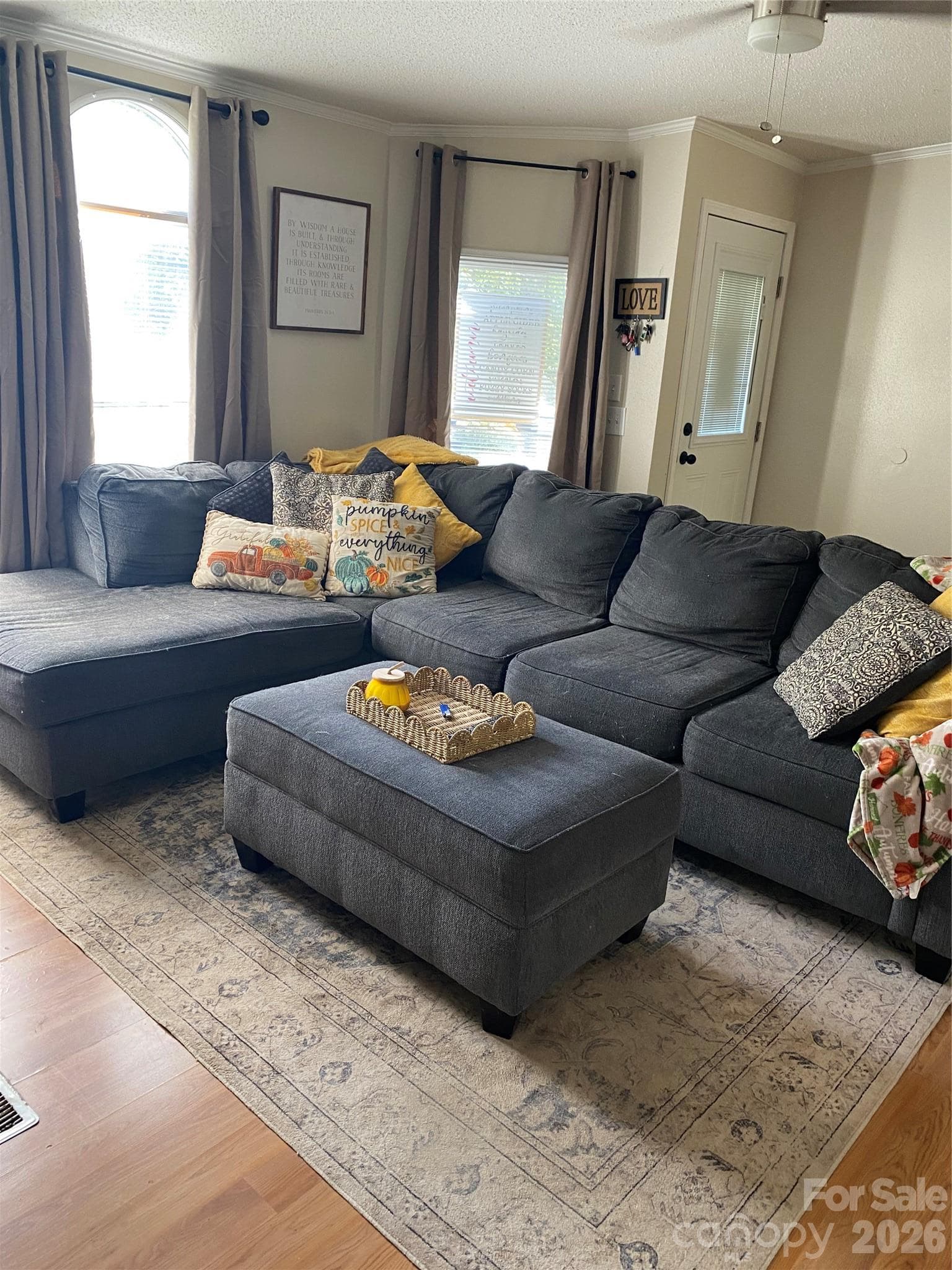 living room - 140 High Ridge Circle, Maiden