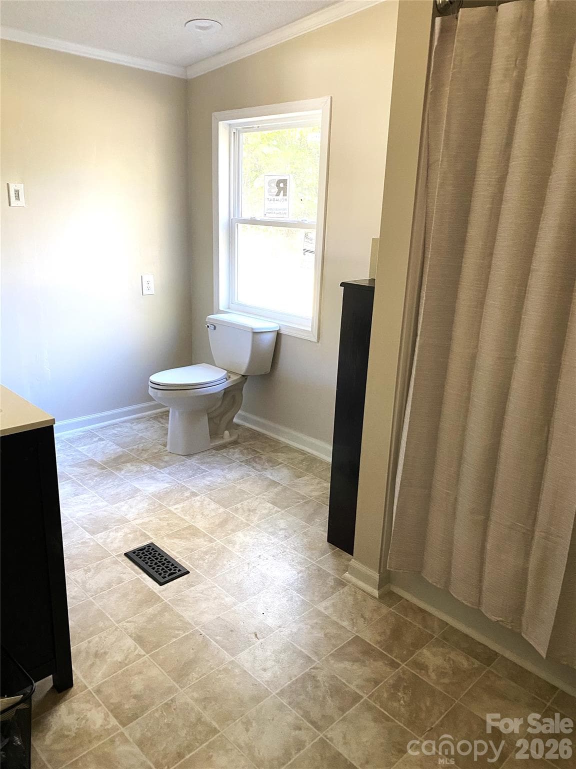 primary bath - 140 High Ridge Circle, Maiden