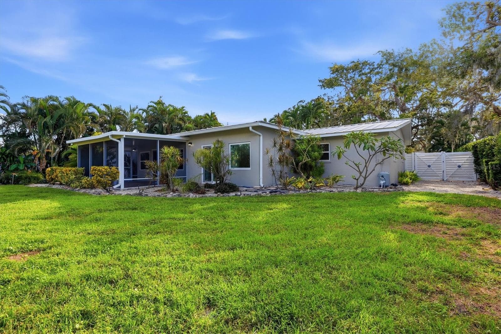 Large 1/3 acre lot - 7313 STARFISH DR, SARASOTA