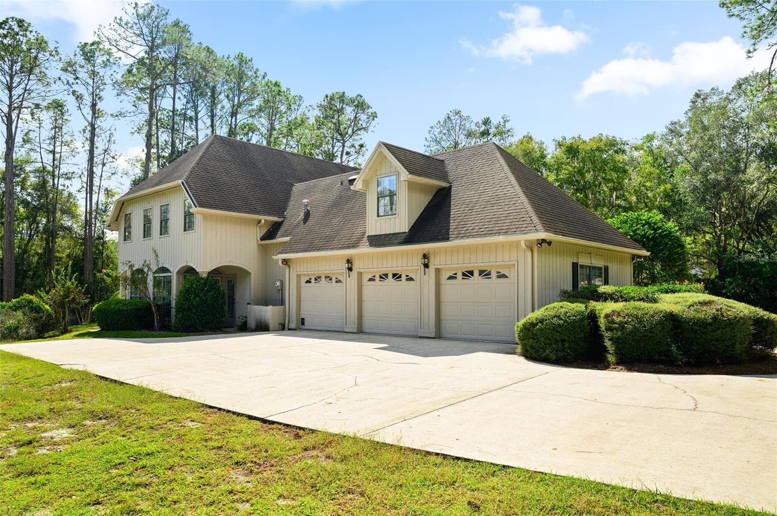 3-car garage - 8121 SW 45TH LN, GAINESVILLE