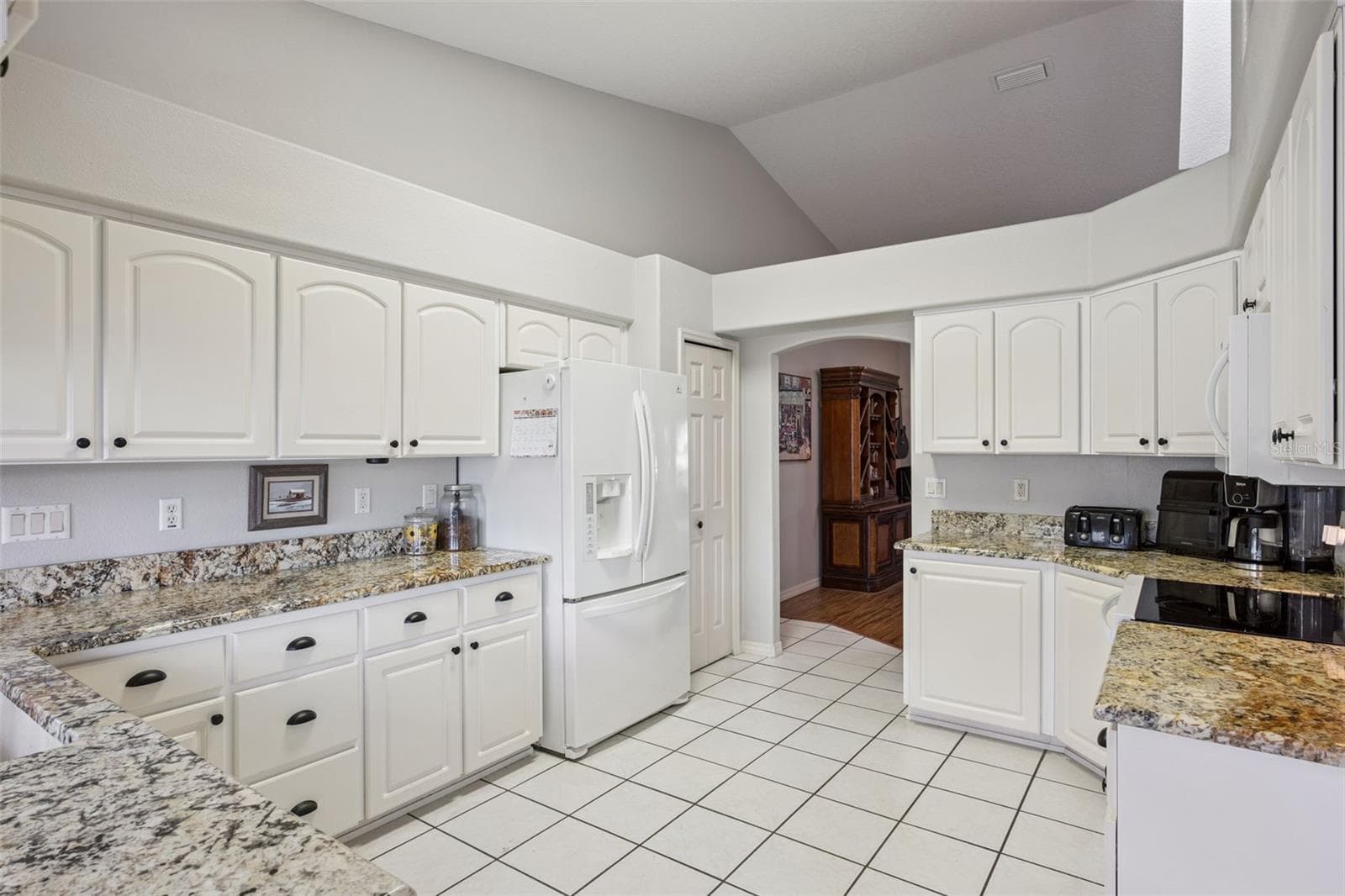 New stove - 21113 EDINBOROUGH PL, LEESBURG