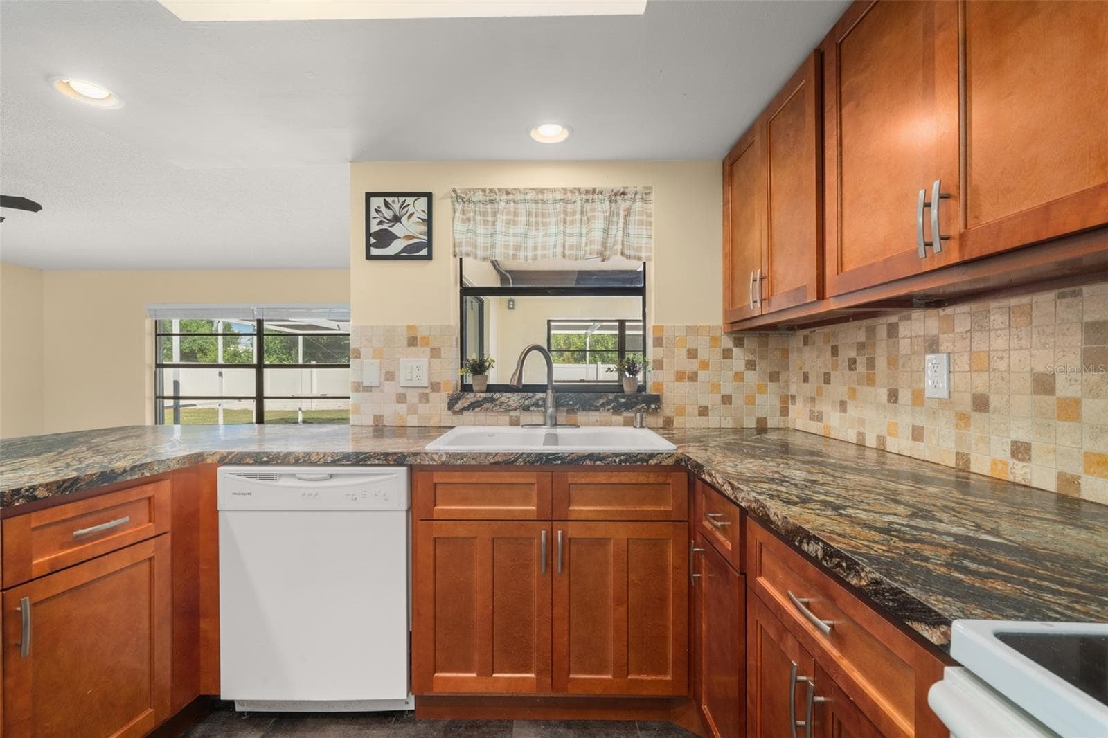 Single Family Residence at 302 LOTUS AVE, SEBRING, photo 21 of 54