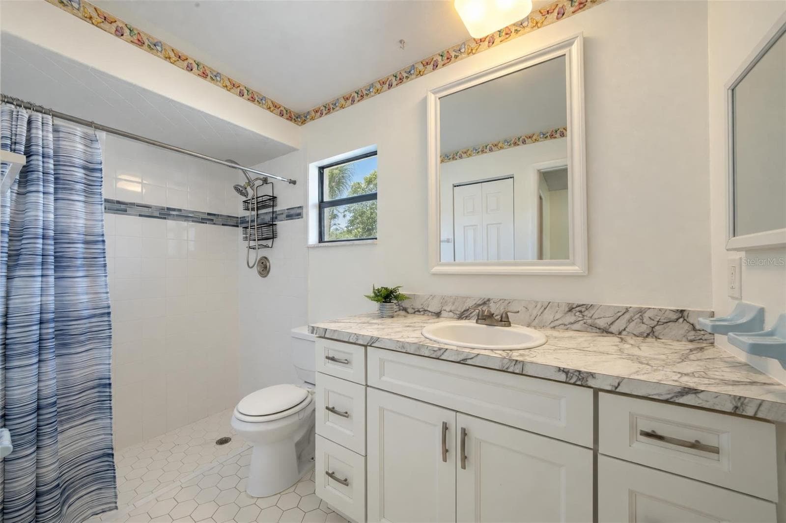 Primary Bathroom - 302 LOTUS AVE, SEBRING