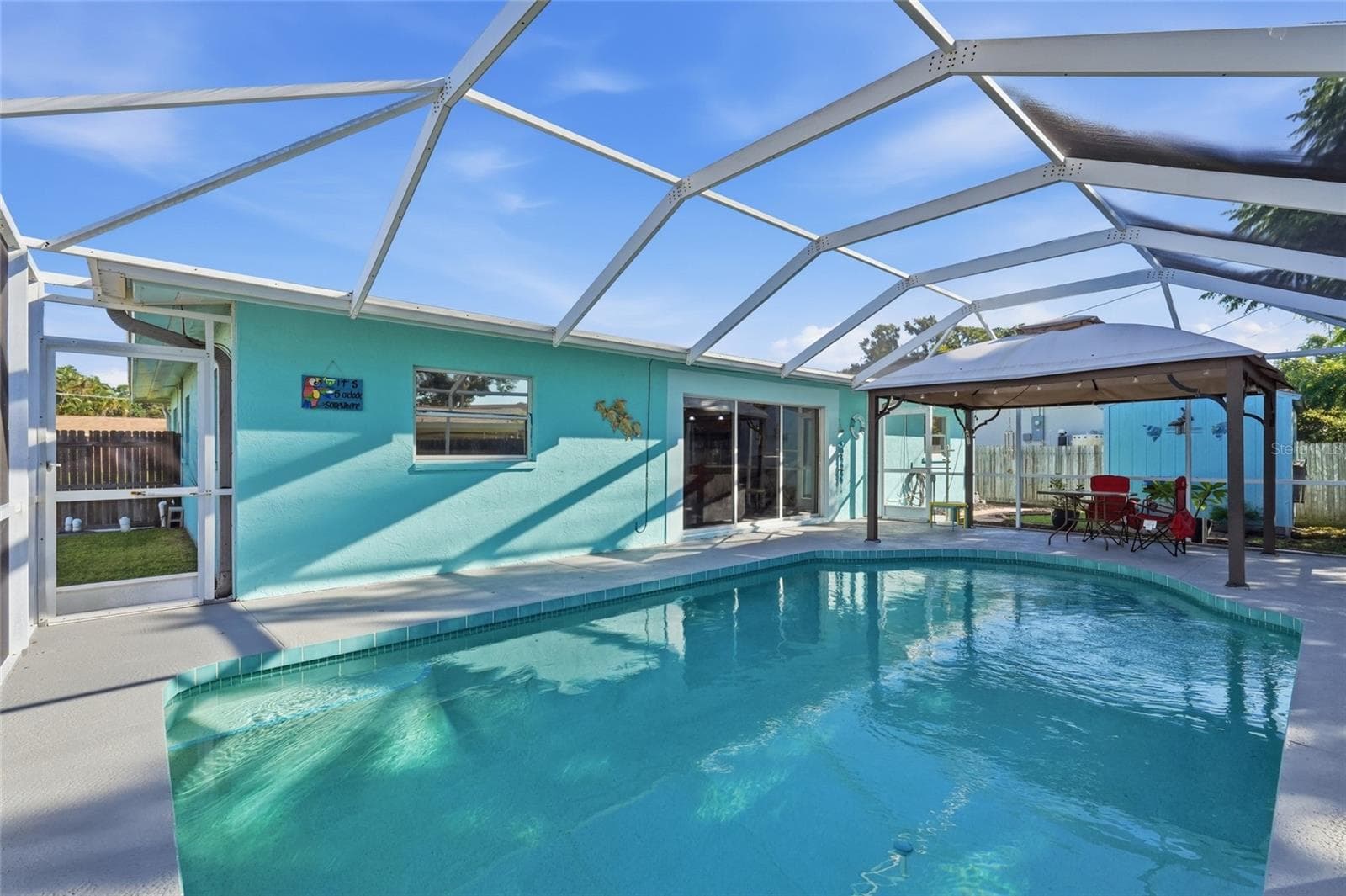 Single Family Residence at 630 DARWIN RD, VENICE, photo 2 of 45