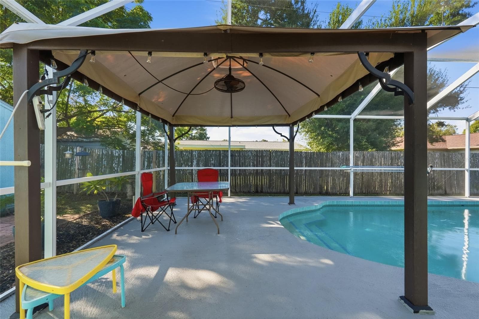 Single Family Residence at 630 DARWIN RD, VENICE, photo 32 of 45