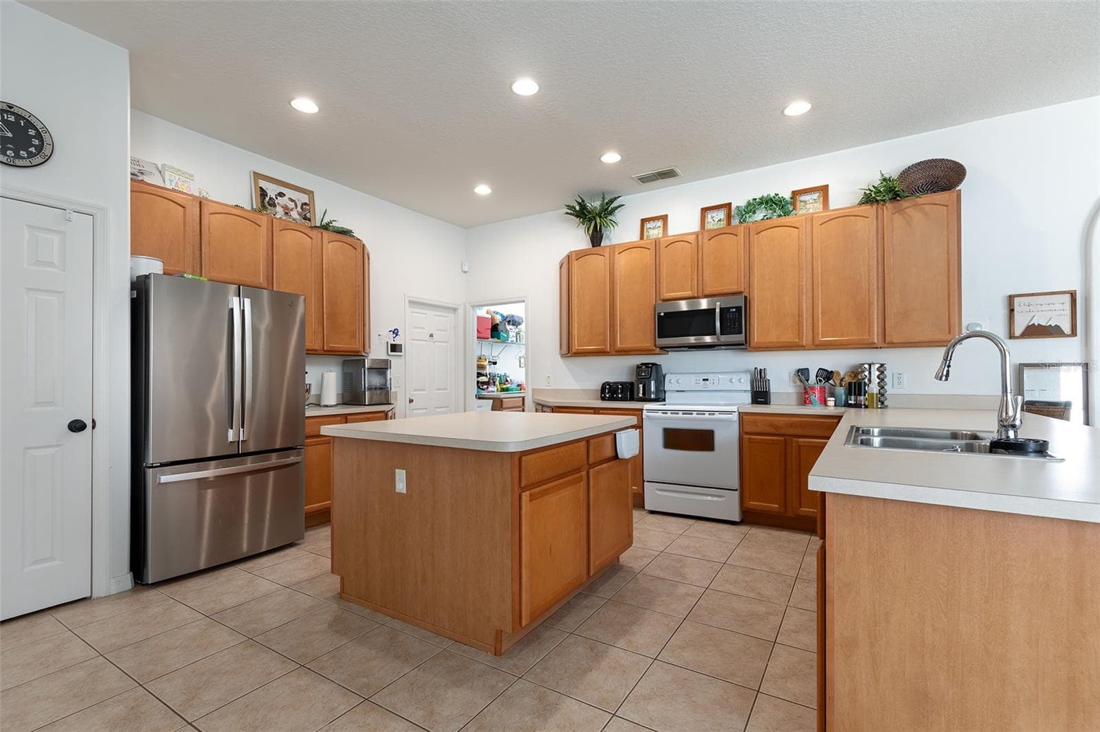 Kitchen - 857 COVENTRY RD, DAVENPORT