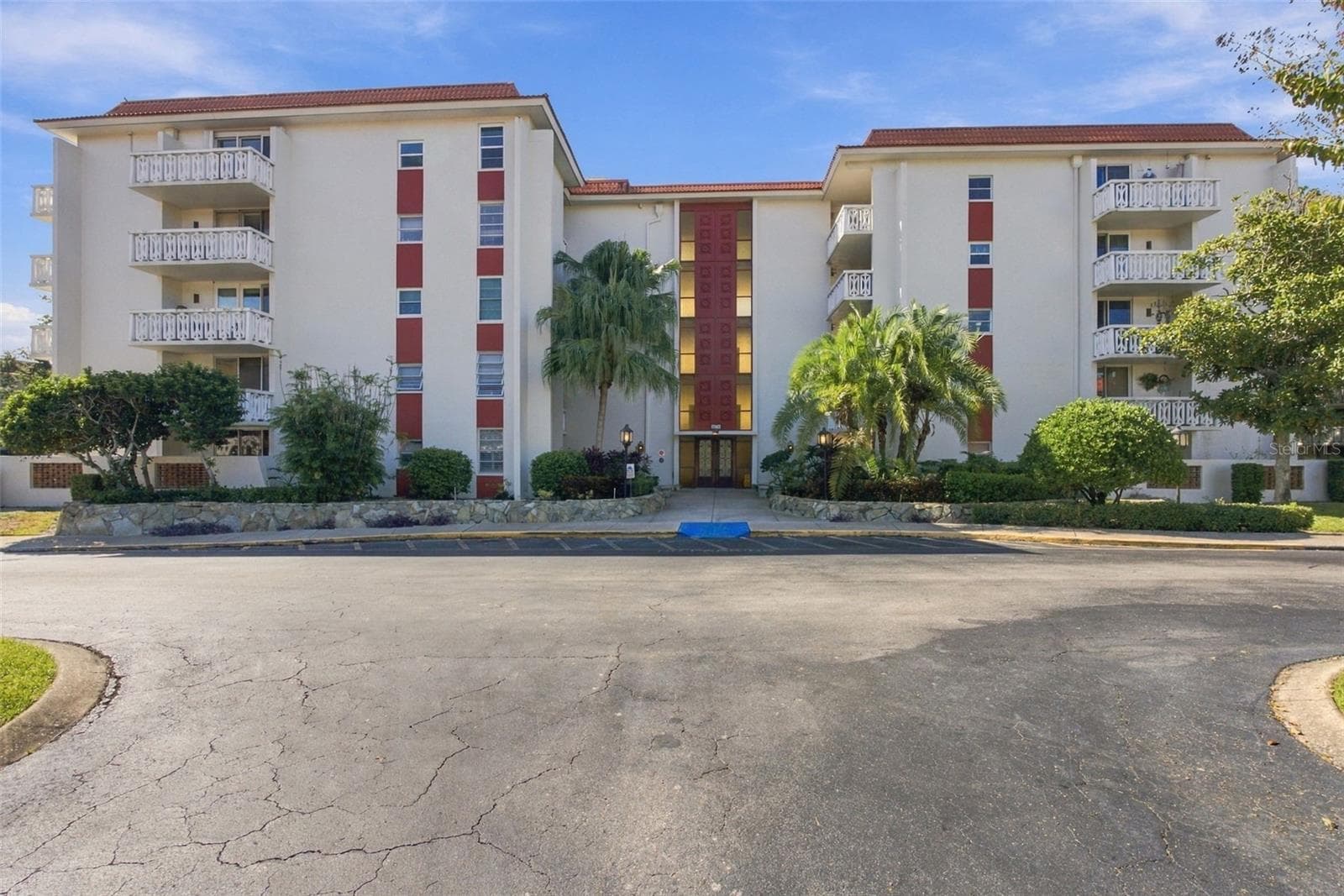 2630 PEARCE DR #211