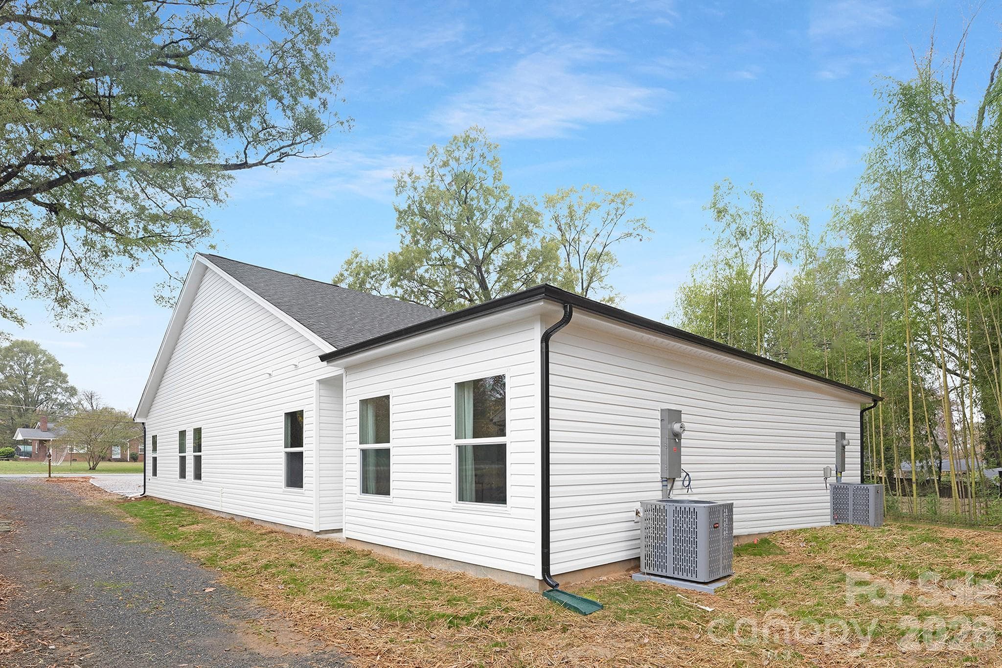Townhouse at 2421 Toddville Road, Charlotte, photo 24 of 25