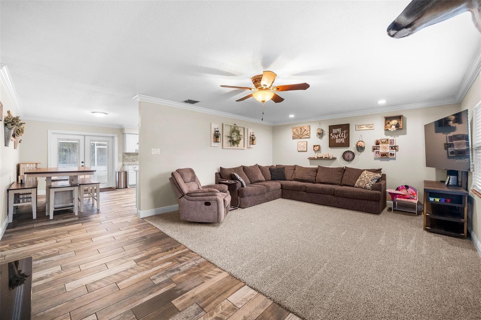 Single Family Residence at 13680 NE 38TH AVE, ANTHONY, photo 3 of 42